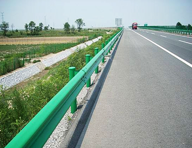 河南高速护栏工程案例