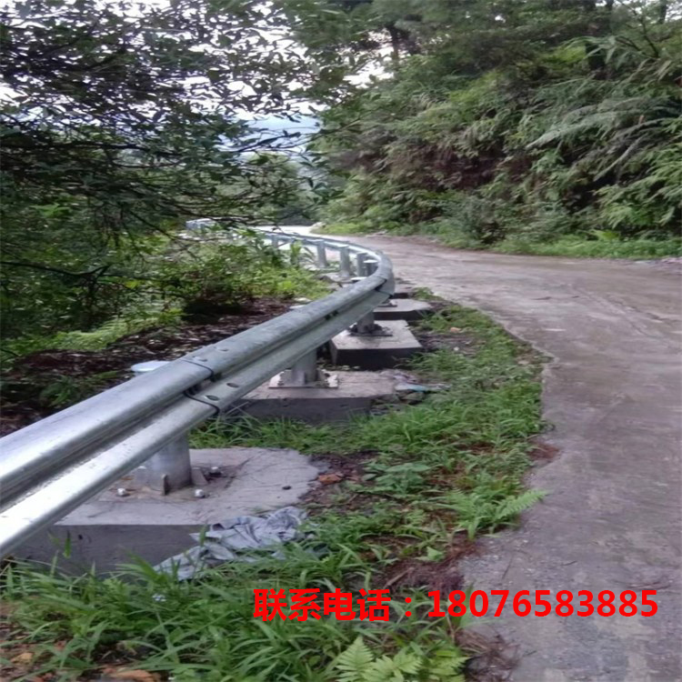 adc89d55-f06f-4ead-81da-1c836ef14888_large.jpg